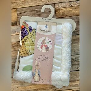 NWT Beatrix Potter Peter Rabbit Plush Blanket